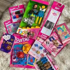 Vintage Barbie New in Box Lot Doll Shoes Hat Stand Fashion Pack Accessories 90s